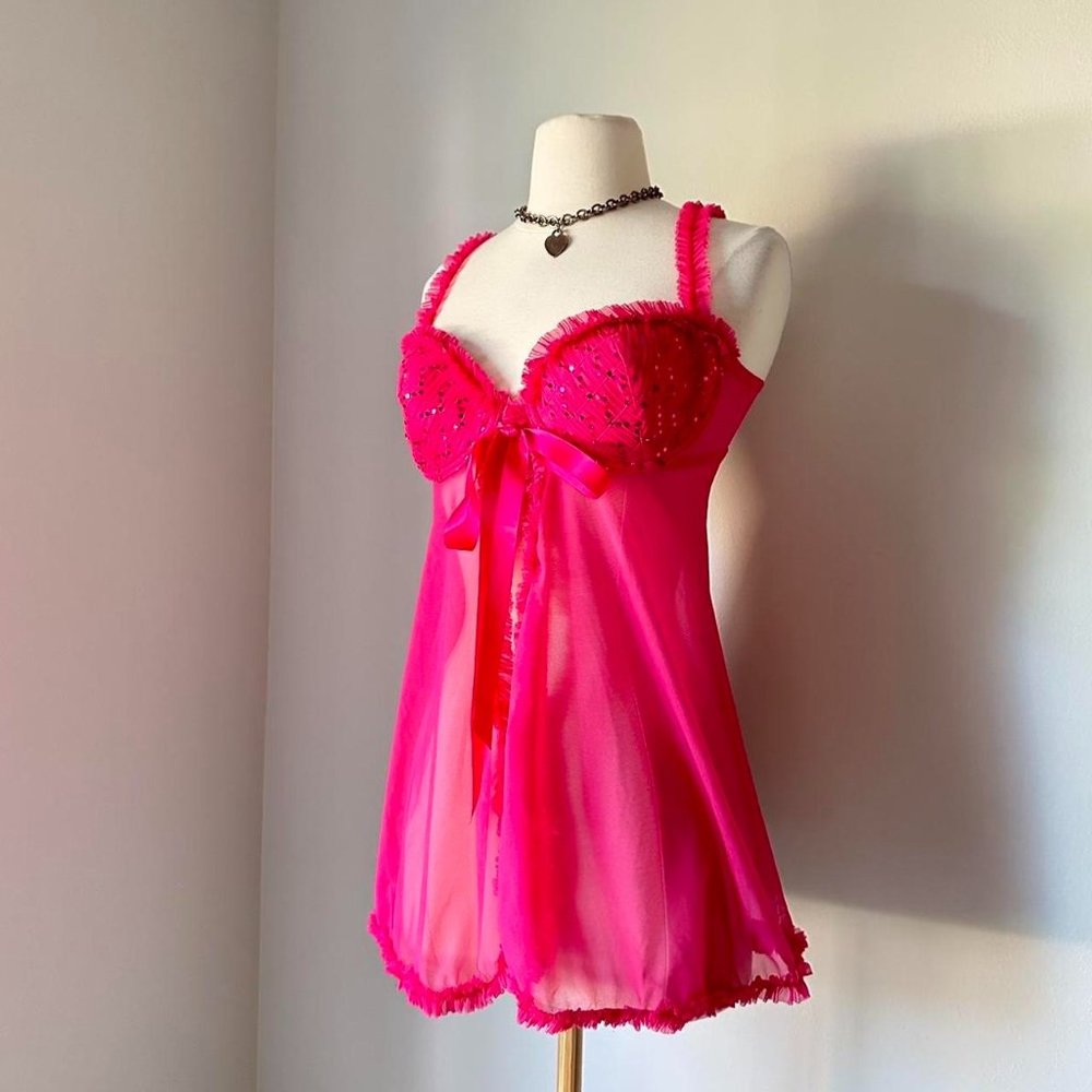 Vintage y2k Victoria’s Secret Sexy Little Things Hot Pink Lace Chemise - Picture 2 of 8